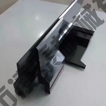 折彎機上膜局部展示